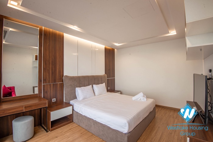 A beautiful and modern 4 bedroom apartment for rent in Metropolis, Ba dinh